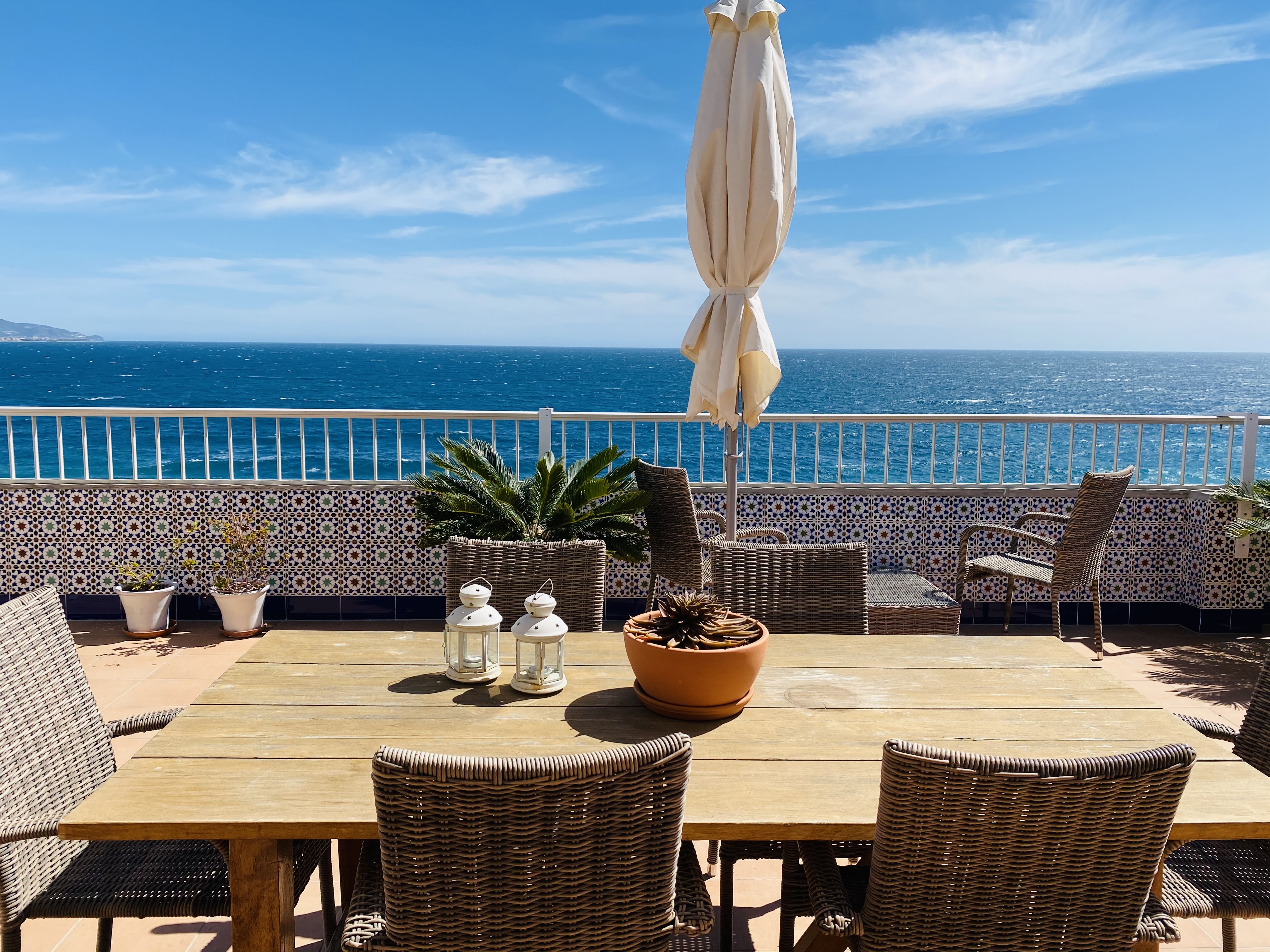 ESPECTACULAR �TICO CON JACUZZI